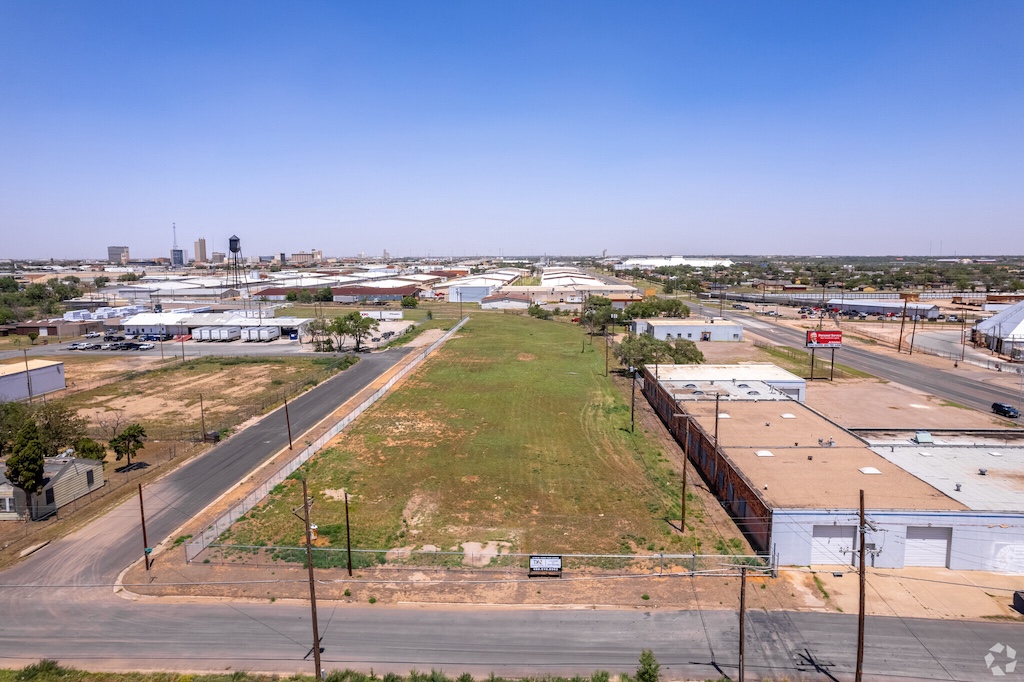 Commercial storage land for lease in Lubbock, TX.